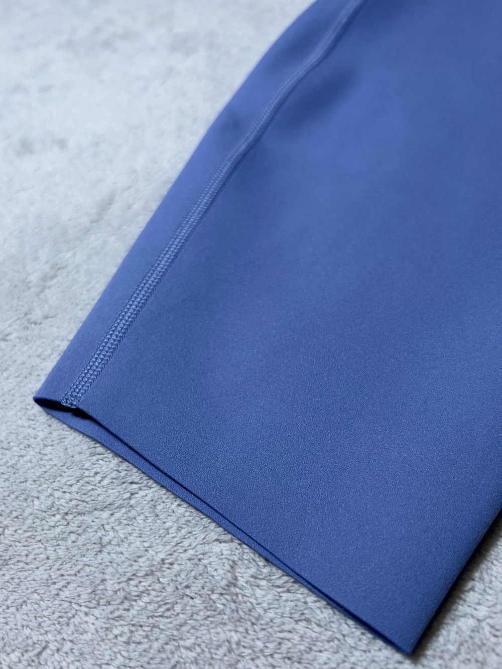 NWT!! lululemon Glow Up™ Super-High-Rise Tight 25" MSRP $118 - Picture 5 of 13